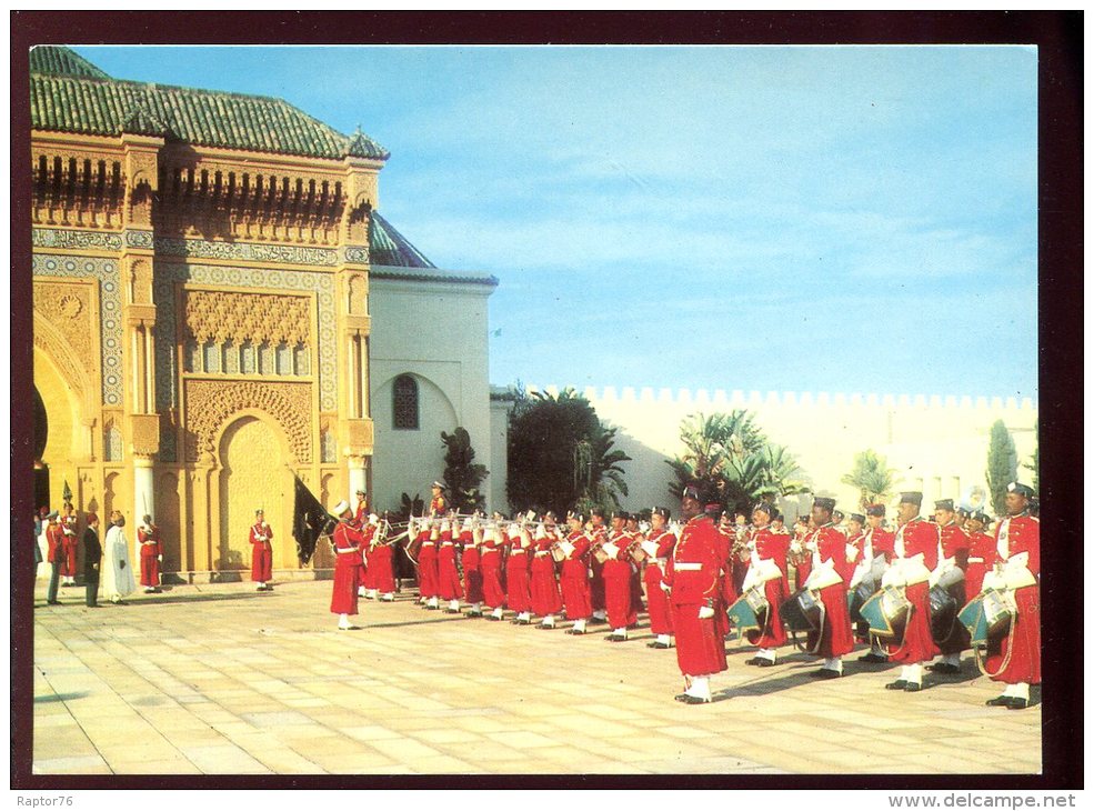 CPM Neuve Maroc RABAT La Musique De La Garde Royale - Rabat