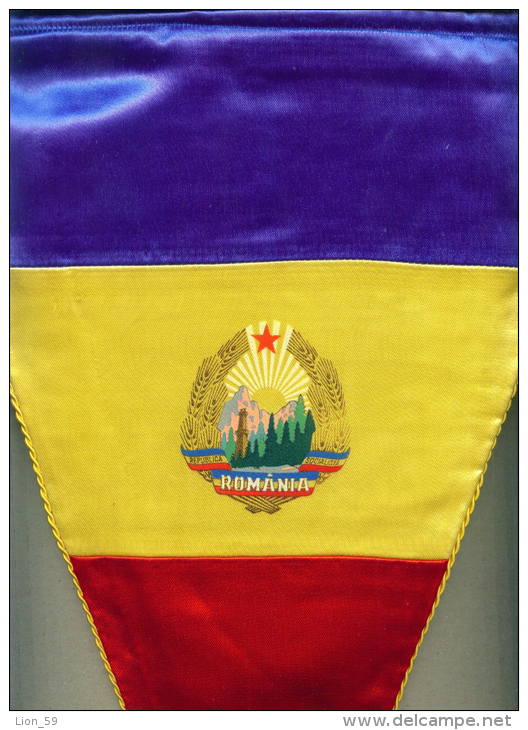 W179 / SPORT - FEDERATIA ROMANIA ( FRH ) Handball Hand-Ball  Balonmano  32 X 45 Cm. Wimpel Fanion Flag - Rumanien - Handbal