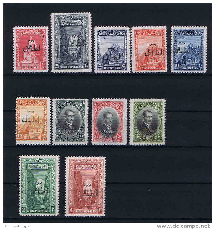 Turquie /Turkey:  1927 Isf. 1177-1187, Mi 857-67 MNH/**, Last 2 Stamps Are MH/*, Signed/ Signé, 25K Has A Light Fold - Nuovi