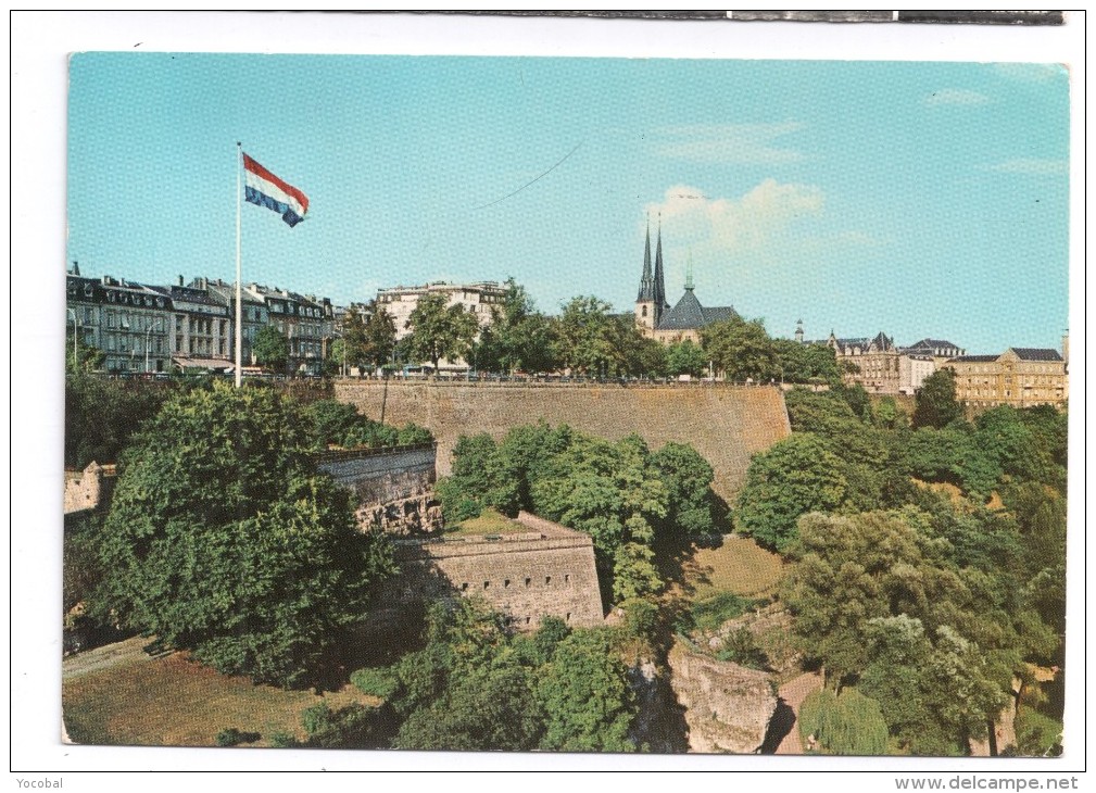 CP, LUXEMBOURG, LUXEMBOURG-VILLE, Cathédrale Et Bastion Beck, Ed : LANDER-EUPEN - Luxembourg - Ville