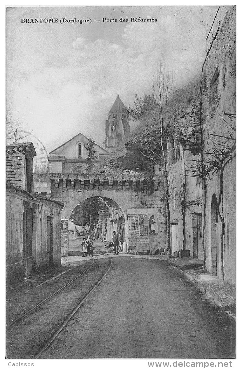 Brantome (Dordogne) Porte Des Réformés Très Bon Etat - Brantome