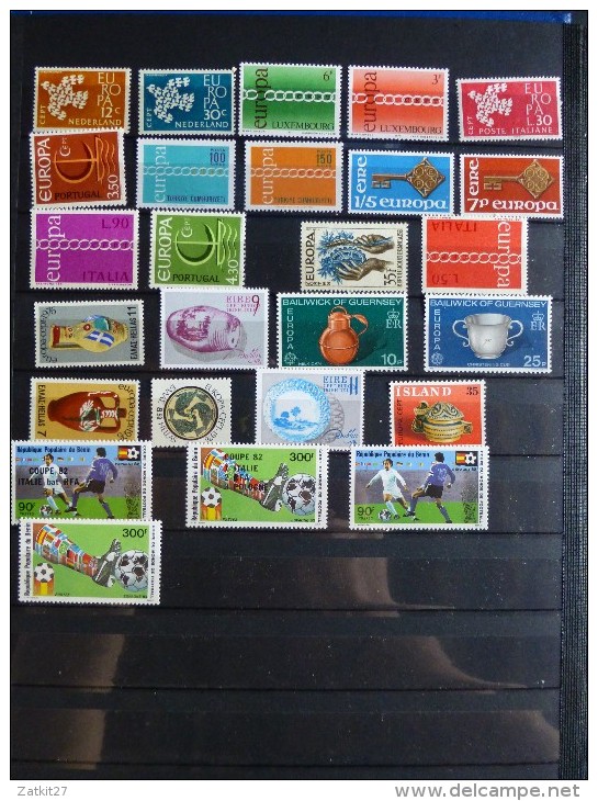 Timbres Neufs ** Divers Pays - Collections (en Albums)