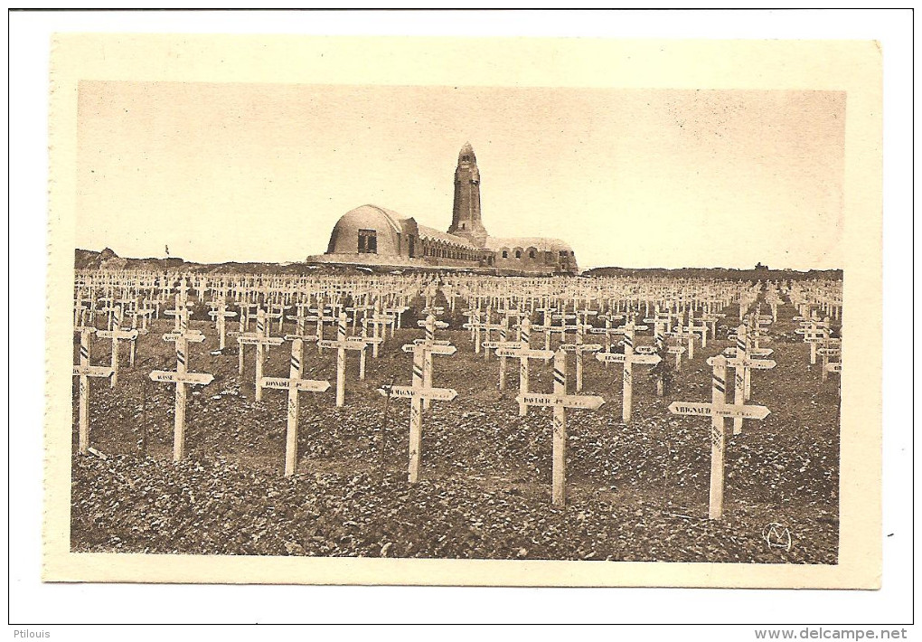 Cimetière National Et Ossuaire De DOUAUMONT (Vue Extérieure) - (Photo Verdun C.M.) - Douaumont