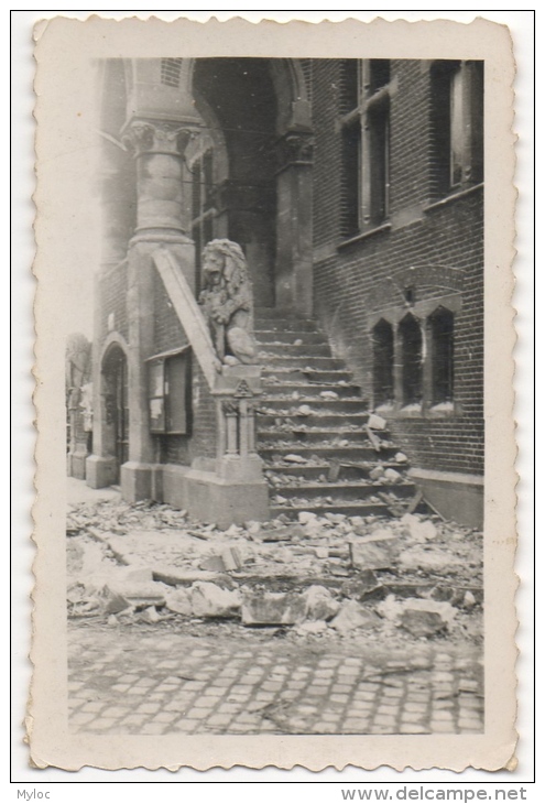 Foto/Photo. Militaria. Ruislede 8/9/1944. Stadhuis. - War, Military