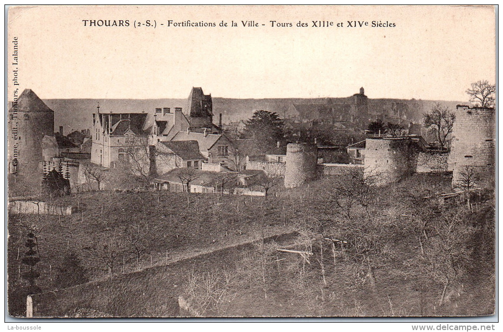 79 THOUARS - Fortifications De La Ville. - Thouars