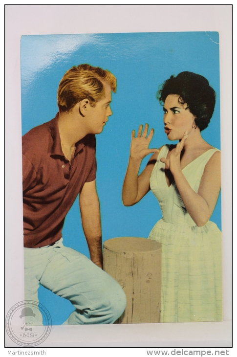 Original & Rare 1960s Postcard - Margarita Sierra & Troy Donahue - Edited Oscarcolor S.L., Printed In Spain - Mujeres Famosas