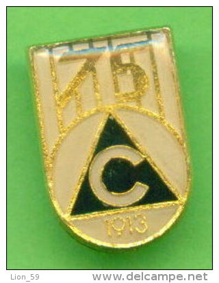 F4295 / SPORT - PFC Slavia Sofia  75 YEARS  Soccer  Football - Fussball - Calcio  Futbol  Bulgaria Bulgarie - Badge Pin - Football