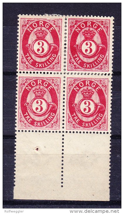 Norwegen - 1872 - Mi.# 18 B Im Viererblock * - Marke Oben Links Abart - Gebrochene Einfassungs-Linie - Unused Stamps