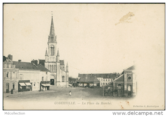 76 GODERVILLE / La Place Du Marché / - Goderville