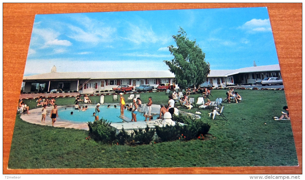 Lancaster PA Pool Kids Girls Swimsuit 1960 1962 Cadillac Chevy Ford Cars Voitures Congress Inn - Lancaster