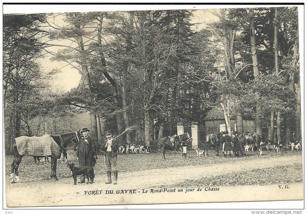 44 LE GAVRE    LE  ROND  POINT   UN  JOUR  DE  CHASSE - Le Gavre