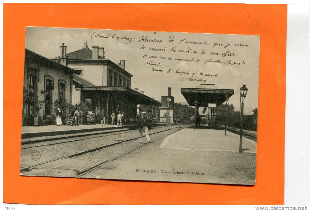 FROUARD  1903    INTERIEUR DE LA GARE    CIRC  OUI    EDIT - Frouard