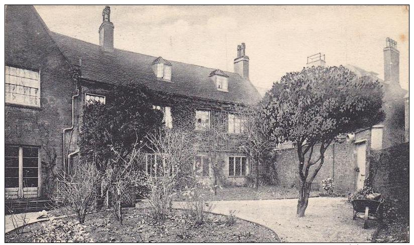 Howard House Bunyan Institute Rooms Bedford Bedfordshire Postcard (BED71013) - Bedford
