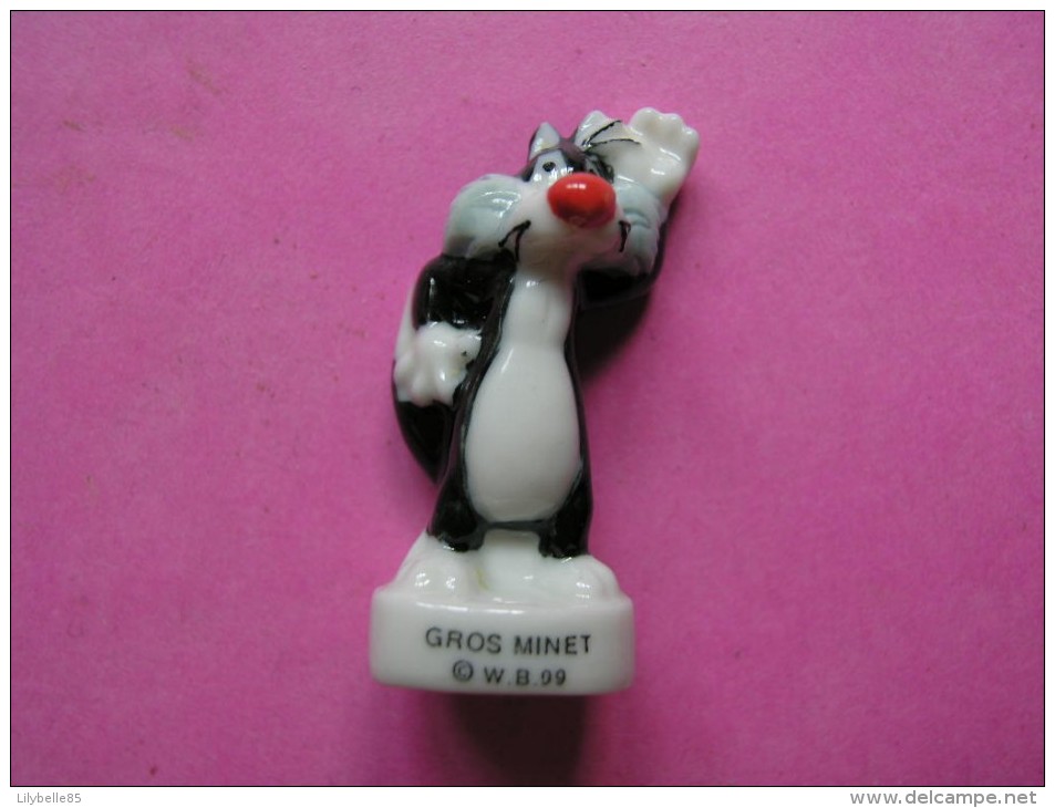 Feve En Porcelaine Brillante - Chat GROS MINET N° 3 - Serie FAMILLE TITI ( Feves ) - Cartoons