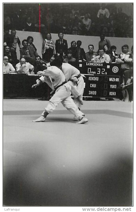 Ref A812- Arts Martiaux -judo -photo Souple Non Située- Rencontre Internationale Ou Nationale ??- Photo Bon Etat  - - Kampfsport