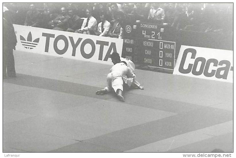 Ref A798- Arts Martiaux -judo -photo Souple Non Située- Rencontre Internationale Ou Nationale ??- Photo Bon Etat  - - Kampfsport