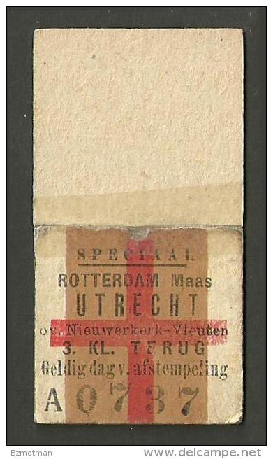 QX359 HOLLAND NETHERLAND ½ Ticket 3rd Cl Special Rotterdam Maas - Utrecht 1937 - Europe