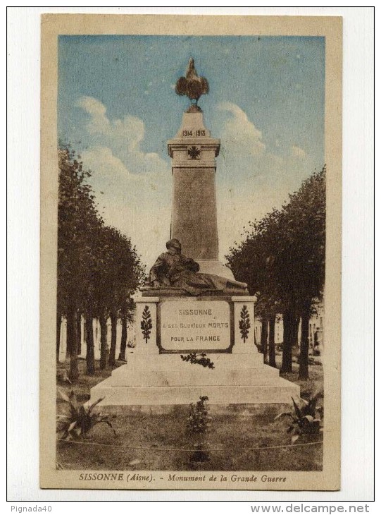 CP , MILITARIA , SISSONNE , Monument De La Grande Guerre - Monuments Aux Morts