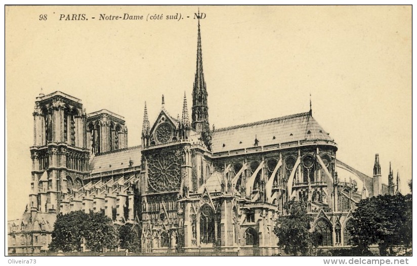 CPA -  PARIS,   Notre Dame, (côté Sud)  - 2 Scans - Notre Dame De Paris