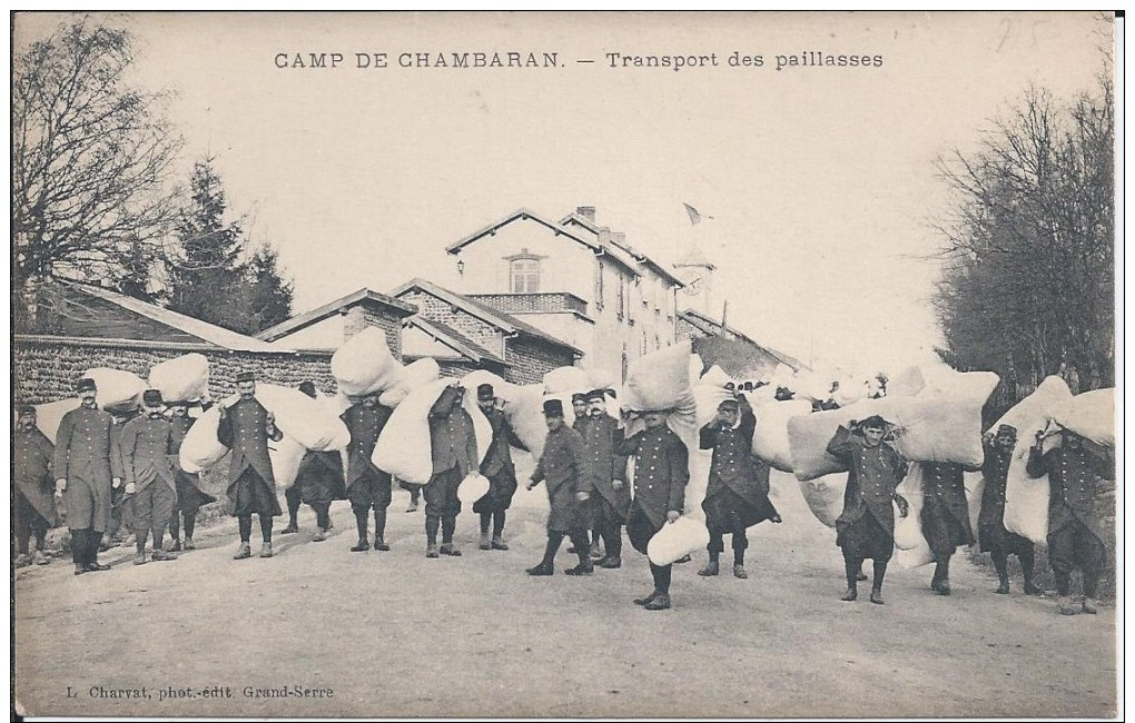 Camp De CHAMBARAN  Transport Des Paillasses - Autres & Non Classés