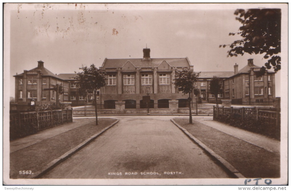 RP ROSYTH KINGS ROAD SCHOOL  JB WHITE OF DUNDEE POSTCARD SCOTLAND - Fife