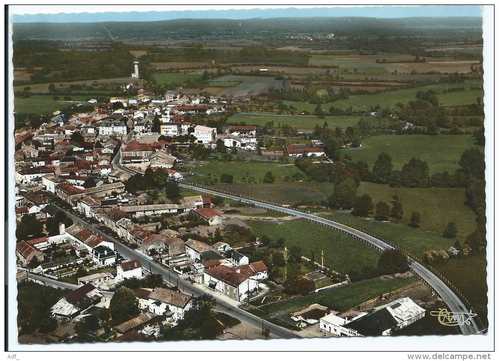 YON@ CPSM COLORISEE SAUZE VAUSSAIS, VUE GENERALE AERIENNE, DEUX SEVRES 79 - Sauze Vaussais