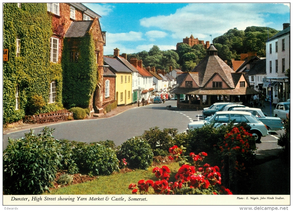 High Street & Yarn Market, Dunster, Somerset, England Postcard John Hinde Unposted #2 - Autres & Non Classés