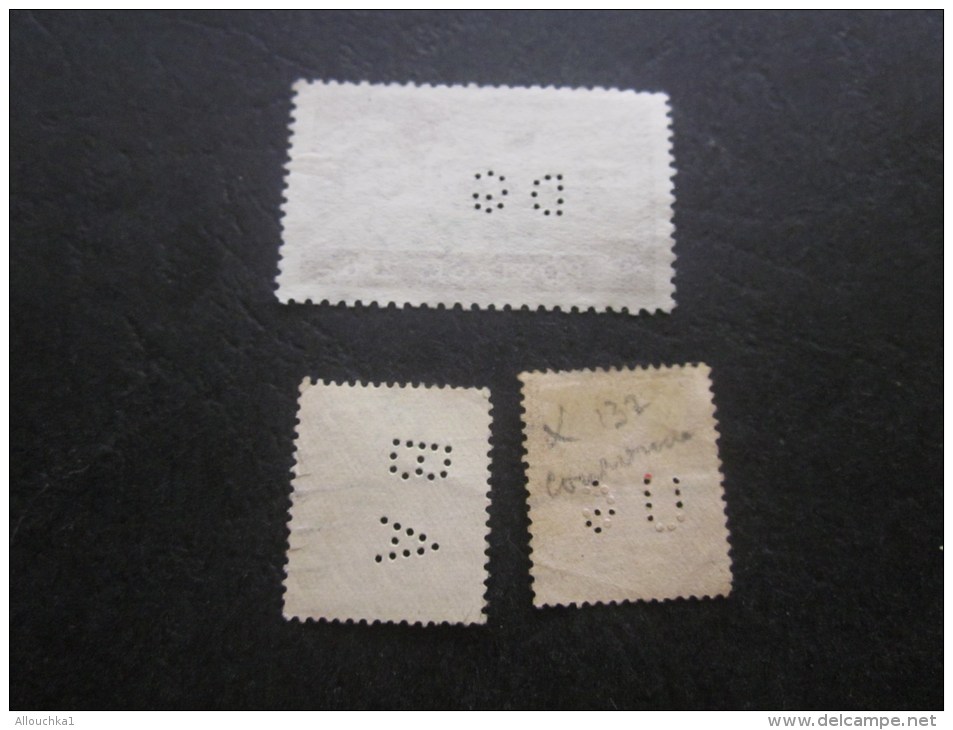 3 Timbres: UK  England Royaume Uni Great Gritain  Perforé Perforés Perfin Perfins Stamp Perforated PERFORE  &gt;Trés Bie - Perfins