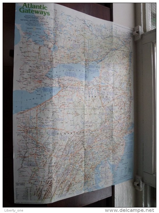 ATLANTIC GATEWAYS ( Supplement National Geographic ) Scale : 1,318,000 / 1983 ! - Mundo