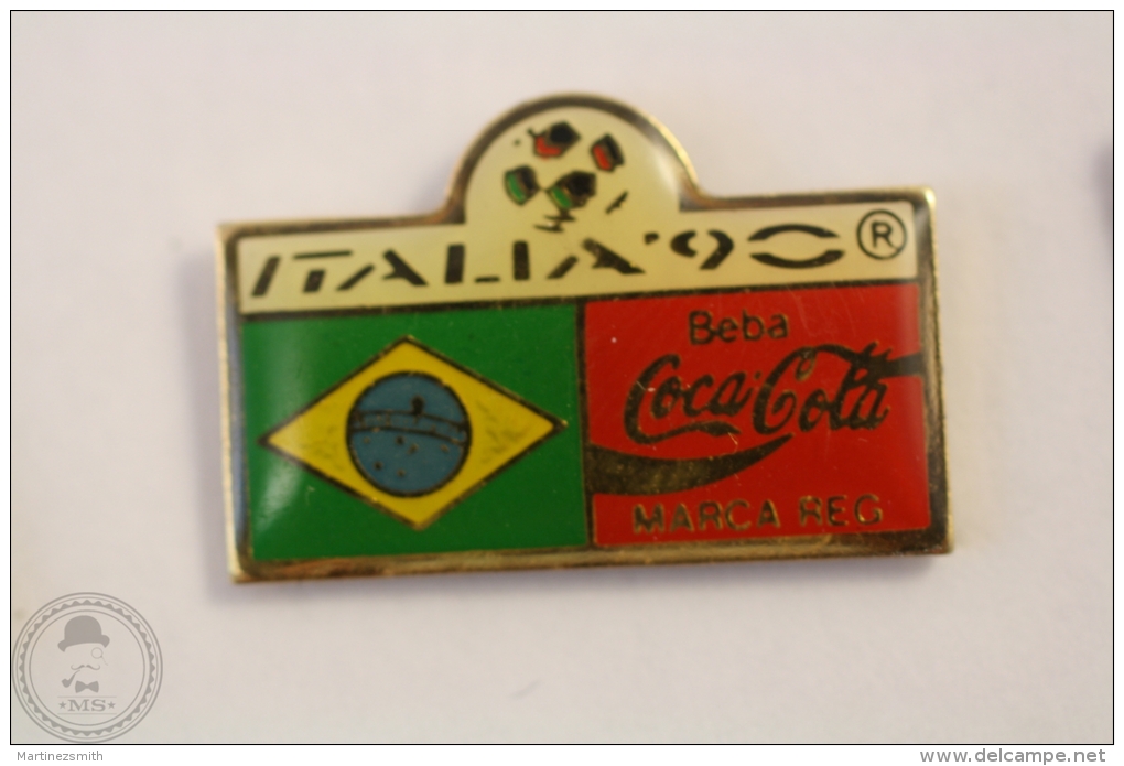 Italy 1990 FIFA World Cup - Flag Of  Brasil - Coca Cola Pin Badge #PLS - Coca-Cola