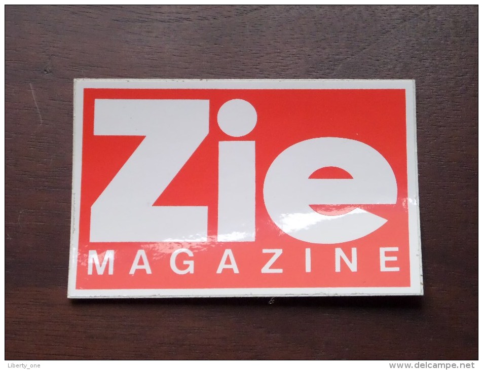 ZIE Magazine ( Zie Foto Voor Détail ) Zelfklever Sticker Autocollant ! - Reclame