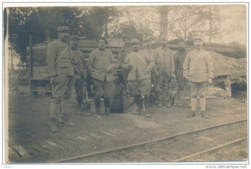 BENAIS - Carte Photo Miltaire - Groupe De Soldats Du 32° RI - Sonstige & Ohne Zuordnung