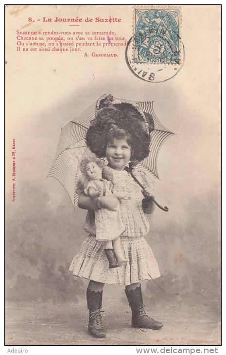 La Journèe De Suzette - Hübsches Kleines Mädchen Mit Puppe Und Sonnenschirm, Gel.1904 - Szenen & Landschaften