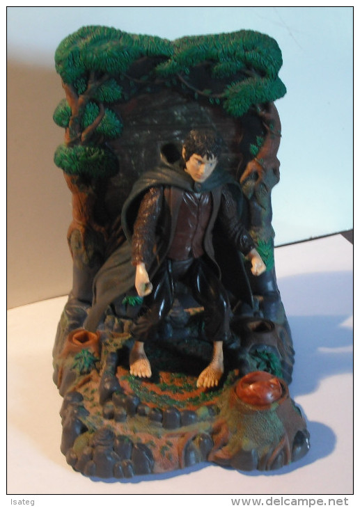 Le Seigneur Des Anneaux - Figurine Frodon - Le Seigneur Des Anneaux