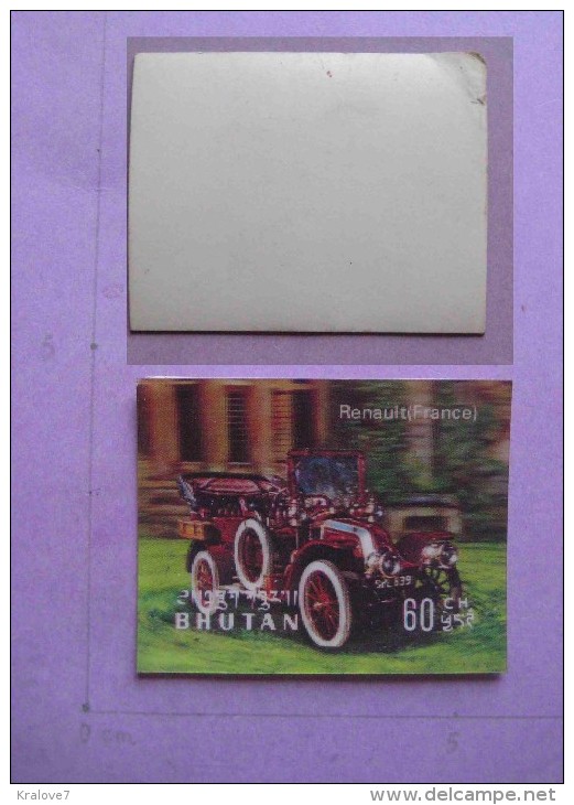 BHUTAN TRANSPORTS VOITURE HOLOGRAMME NEUF MNH CAR ANCIENT RENAULT - Ologrammi