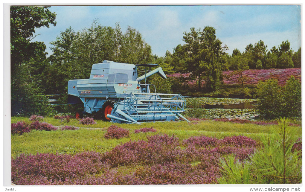 BRAUD Moissonneuses-Batteuses B.P.750 49- ANGERS - Tracteurs