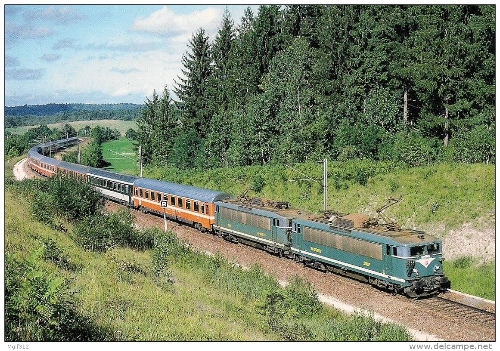 FRANCE ANDELOT (39) Train "LE LUTECIA" Locos En UM  BB  25500 En Septembre 1983 Détails  2ème Scan - Trains