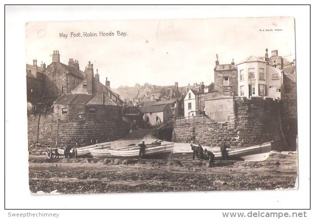 RP Robin Hood's Bay Harbour FISHERMEN WITH FISHING BOATS W A SMITH PHOTO Yorkshire - Autres & Non Classés