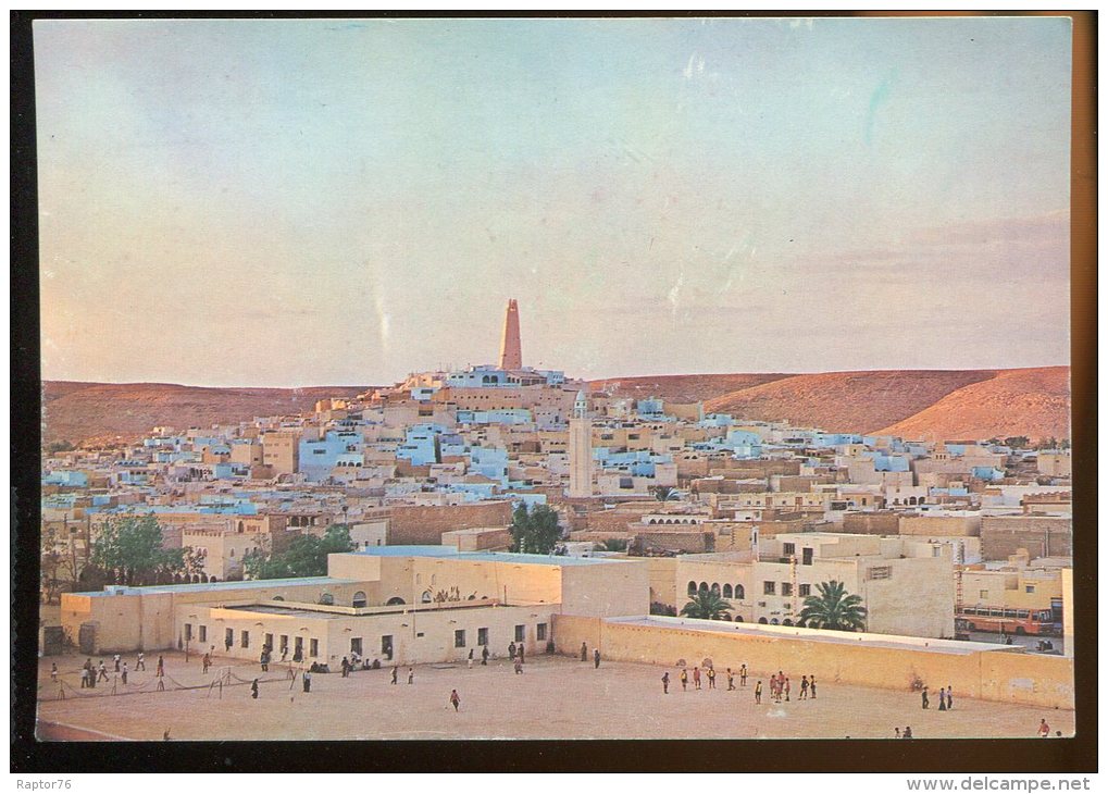 CPM Non écrite Algérie GHARDAÏA Vue Générale - Ghardaia