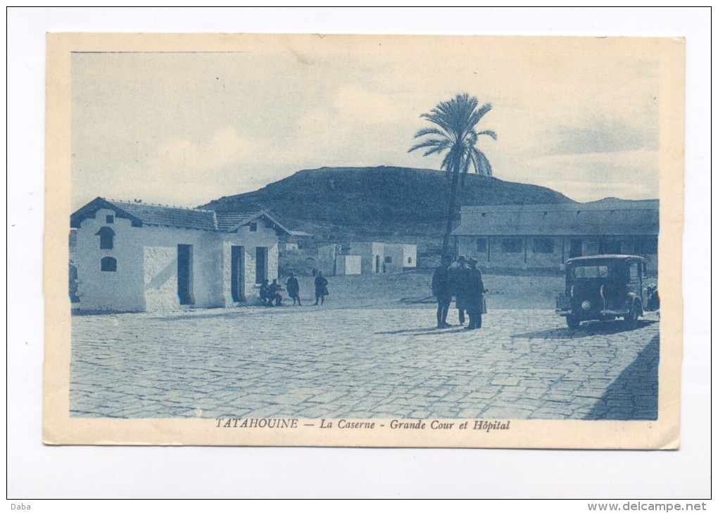 Tatahouine.  La Caserne.  Grande Cour Et L'Hôpital. - Túnez