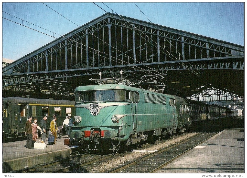 FRANCE : BRIVE LA GAILLARDE  (19) BB 9273 Rapide Paris-Toulouse En 1967 Détails  2ème Scan - Eisenbahnen