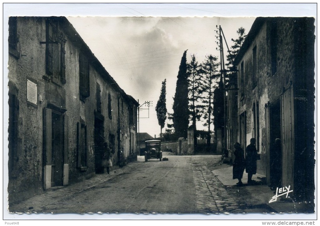 85 - MOUILLERON EN PAREDS - Rue Et Maison Natale De Clémenceau - Mouilleron En Pareds