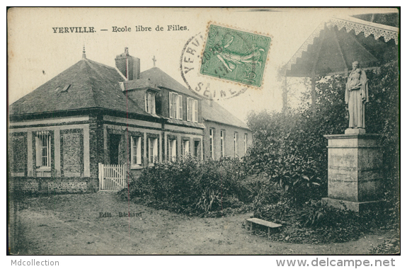 76 YERVILLE / Ecole Libre De Filles / - Yerville