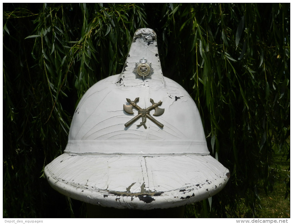 BEL ANCIEN CASQUE POMPIER BELGIQUE 1950  à voir .............