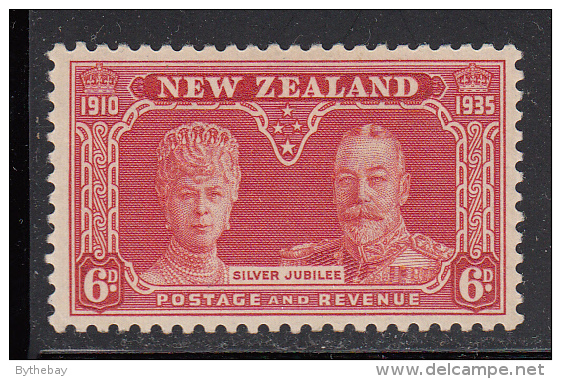 New Zealand MH Scott #201 6p Queen Mary, King George V - Silver Jubilee - Neufs