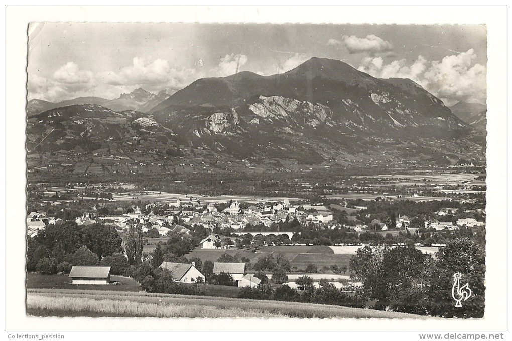 Cp, 74, La Roche-sur-Foron, Vue Générale Et Le Môle, Voyagée 1959 - La Roche-sur-Foron