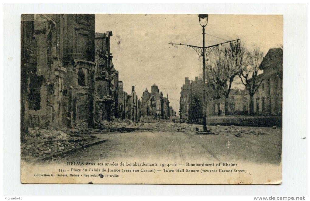 CP , MILITARIA , GUERRE 1914-1918 , REIMS , Place Du Palais De Justice - Oorlog 1914-18