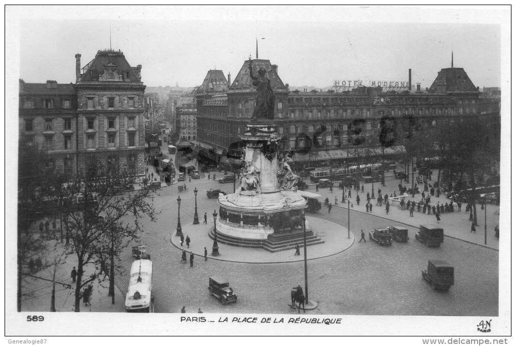 75011 - PARIS - LA PLACE DE LA REPUBLIQUE - Arrondissement: 11