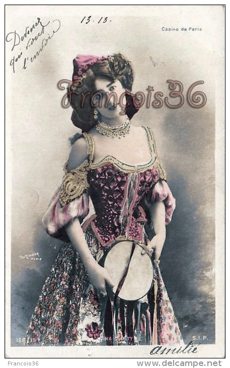 CPA Fantaisie Jolie Fille / Frau / Lady Reutlinger Paris  Jeune Femme Artiste Nina D'Asty - Artist Theatre Belle époque - Artiesten