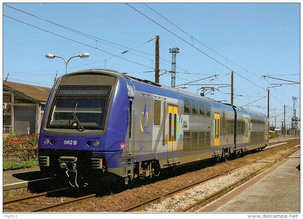 FRANCE : HAZEBROUCK  (59) Rame TER Nord-Pas De Calais  Z 23562 En 2007 Détails  2ème Scan - Trains